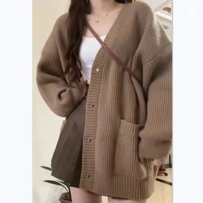 Gilet Tricoté Femme – Confort et Style Automne-Hiver 2025